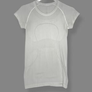 Lululemon 6 Womens Swiftly Tech Short Sleeve Top Off White Silver *flaw